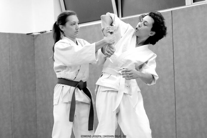 yonkyo ura dans un cours d'aikido à Besançon et dans le Jura